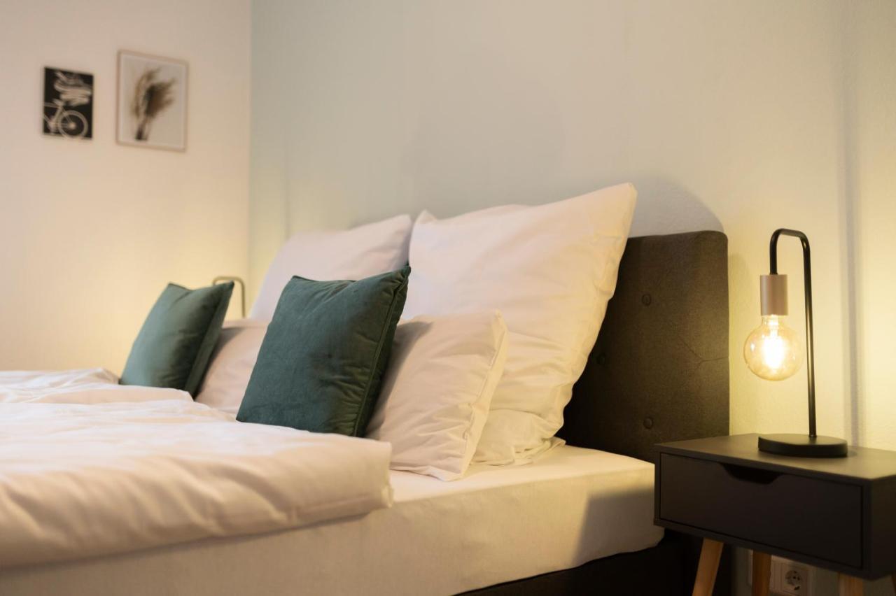 Peter Apartments - Premium Wohnung I 95Qm I 3 Schlafzimmer I Grosses Bad I Kueche I Wohnzimmer I Tv Fulda Exterior photo