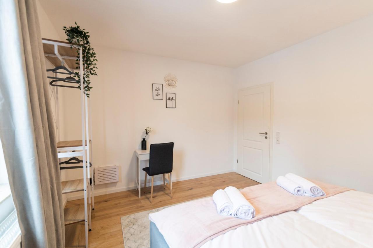 Peter Apartments - Premium Wohnung I 95Qm I 3 Schlafzimmer I Grosses Bad I Kueche I Wohnzimmer I Tv Fulda Exterior photo